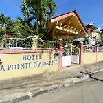 Appartement Lumineux A Pointe-Noire Avec Piscine Partagee